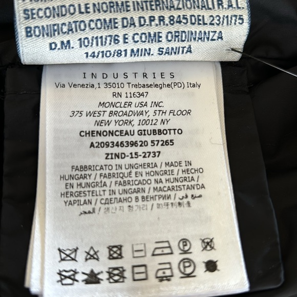 Beautiful matte black Moncler Chenonceau Giubotto jacket - size 1 - Picture 11 of 12